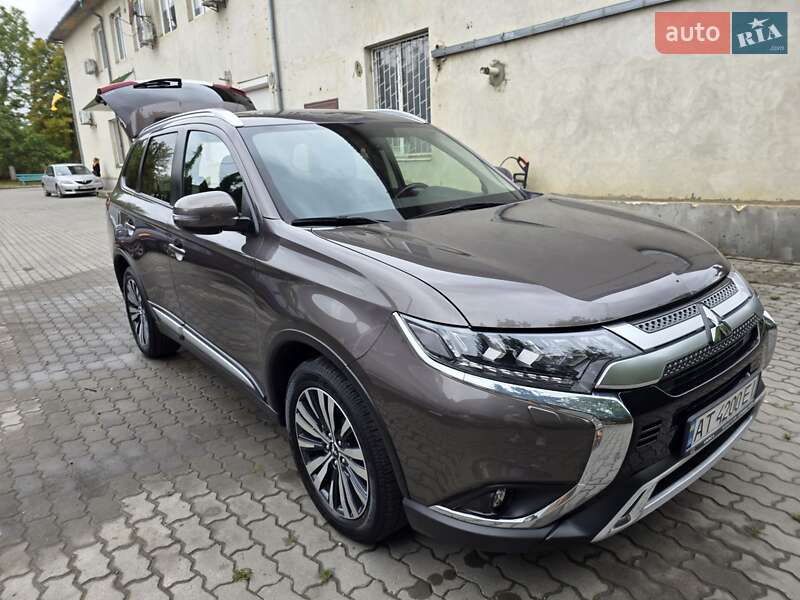 2021 mitsubishi outlander