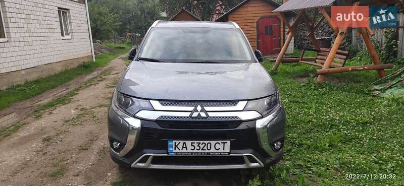 2021 mitsubishi outlander