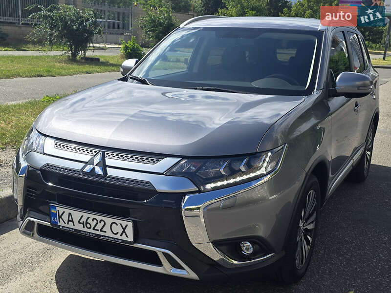 2021 mitsubishi outlander