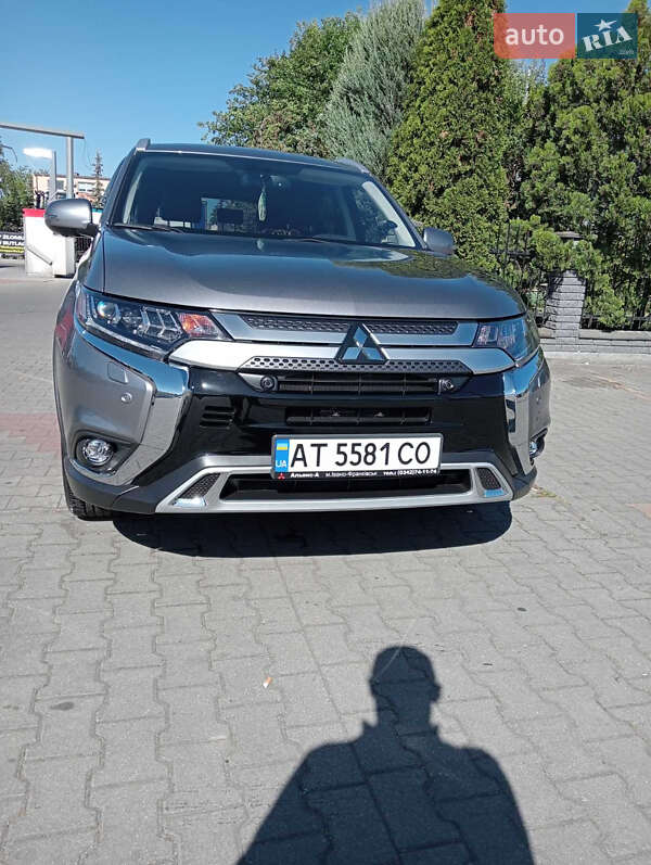 2021 mitsubishi outlander