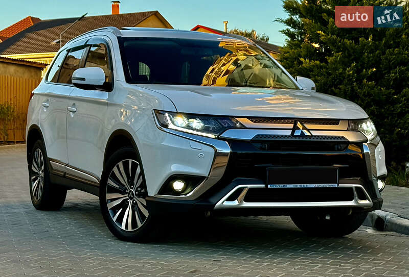 2019 mitsubishi outlander