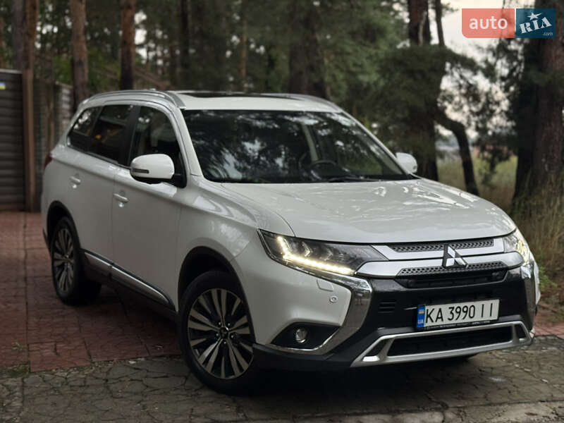 2020 mitsubishi outlander
