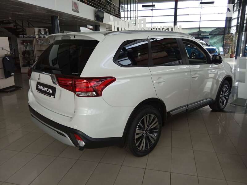 2020 mitsubishi outlander