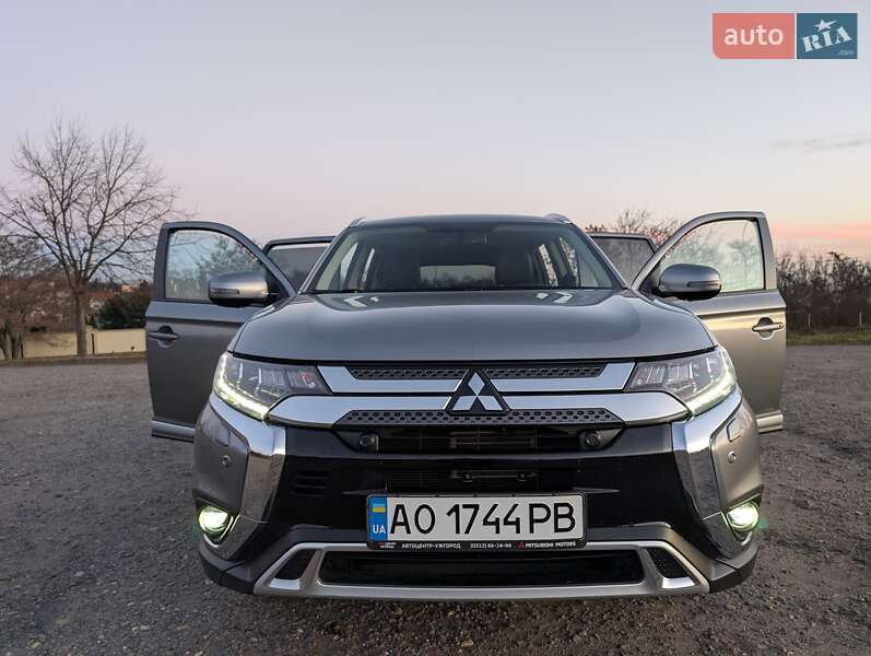 2021 mitsubishi outlander