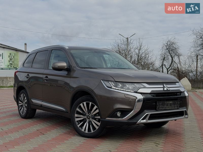 2021 mitsubishi outlander