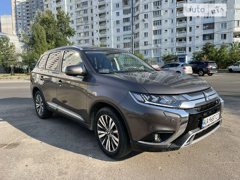 2021 mitsubishi outlander