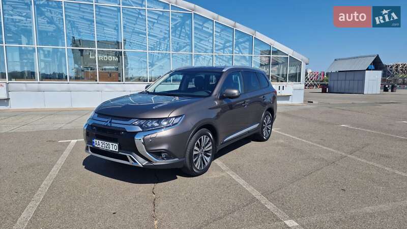2021 mitsubishi outlander