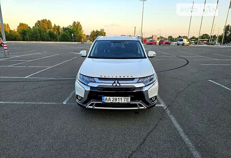 2021 mitsubishi outlander