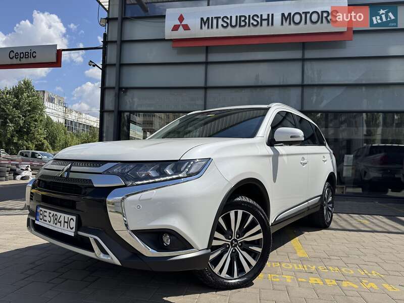 2021 mitsubishi outlander
