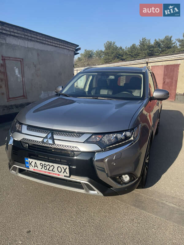 2021 mitsubishi outlander