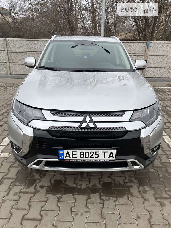2021 mitsubishi outlander