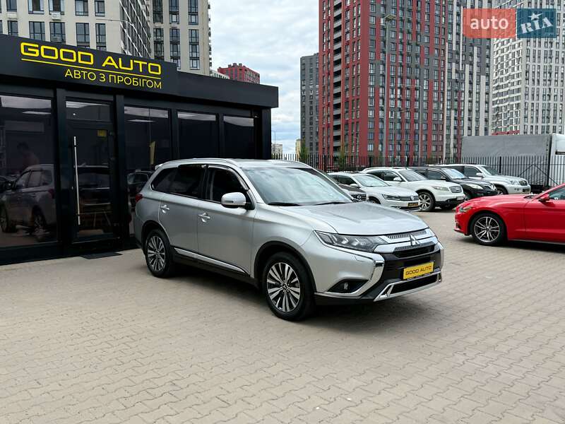 2023 mitsubishi outlander