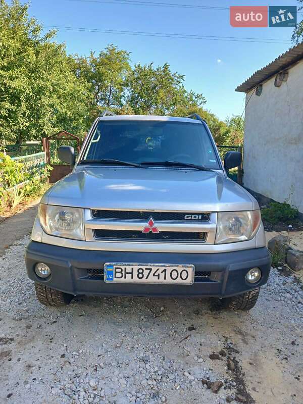 2001 mitsubishi pajero pinin