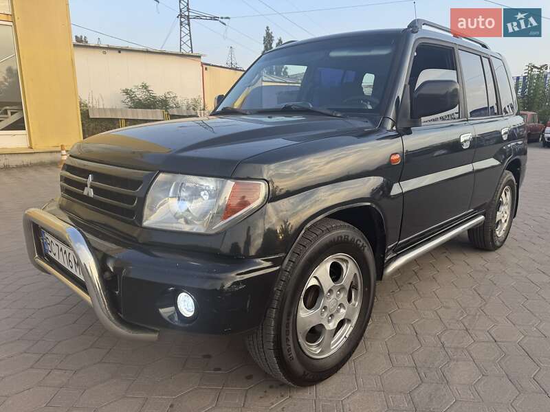 2002 mitsubishi pajero-pinin