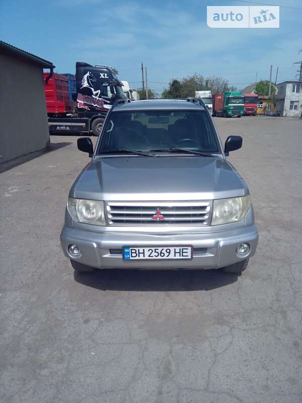 2003 mitsubishi pajero pinin