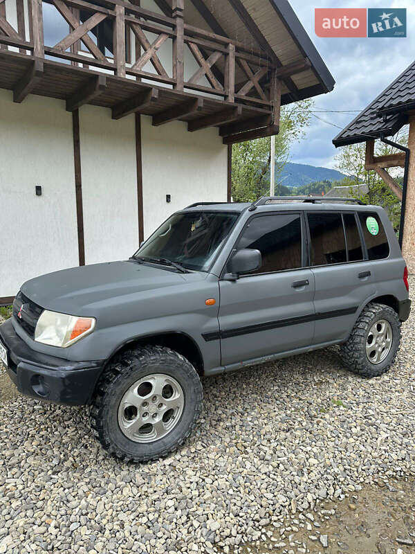2001 mitsubishi pajero pinin
