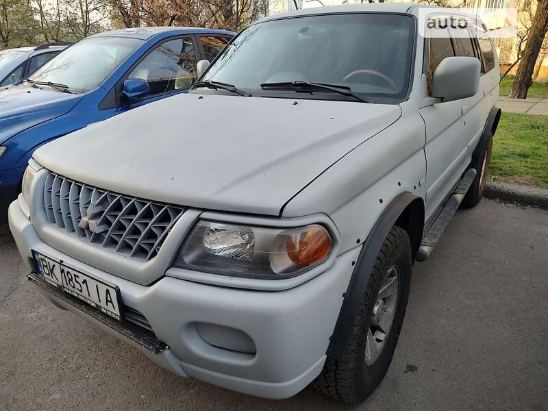 2007 mitsubishi nativa