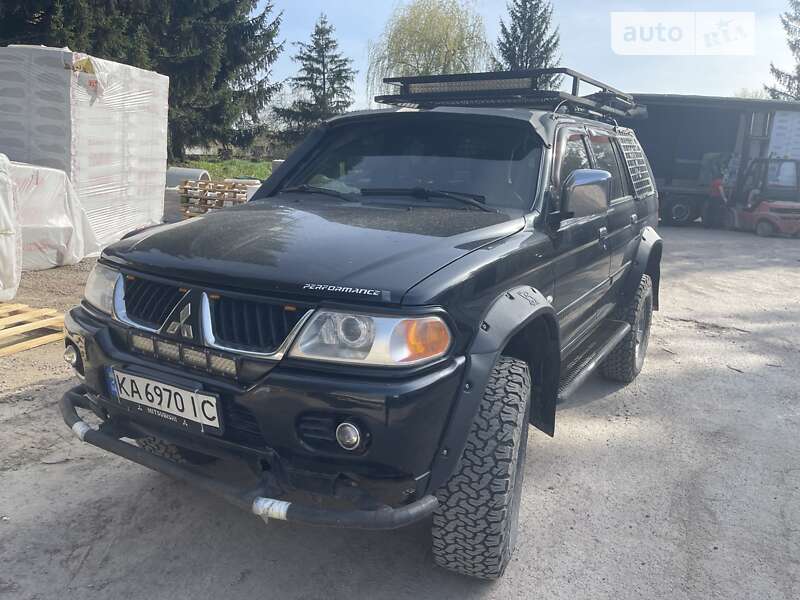 2007 mitsubishi nativa