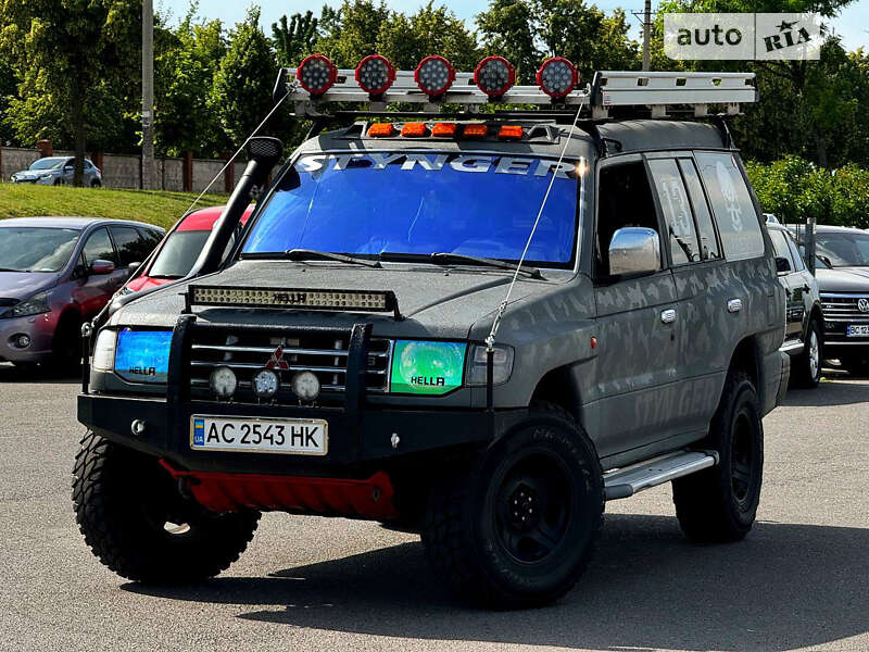 1998 mitsubishi pajero