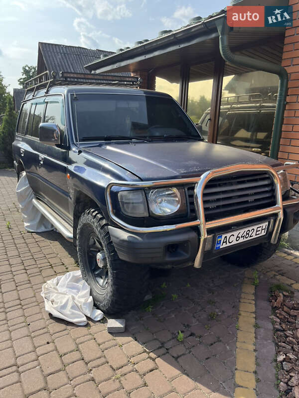 1998 mitsubishi pajero