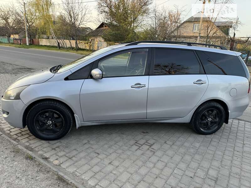 2007 mitsubishi grandis