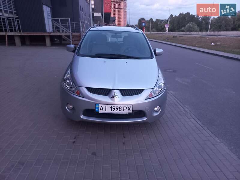 2007 mitsubishi grandis