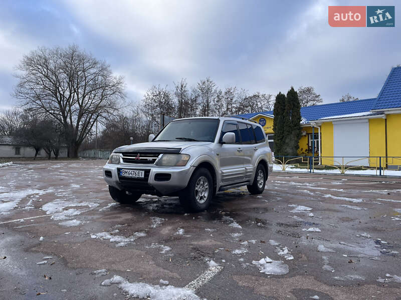 2002 mitsubishi pajero wagon