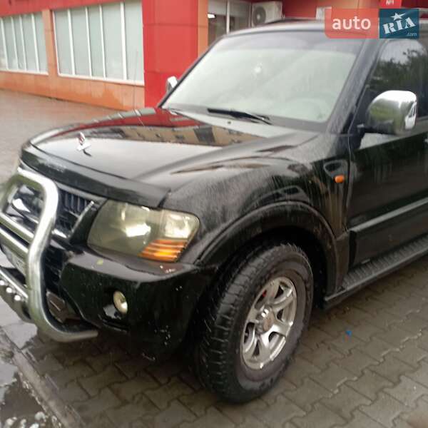 2003 mitsubishi pajero