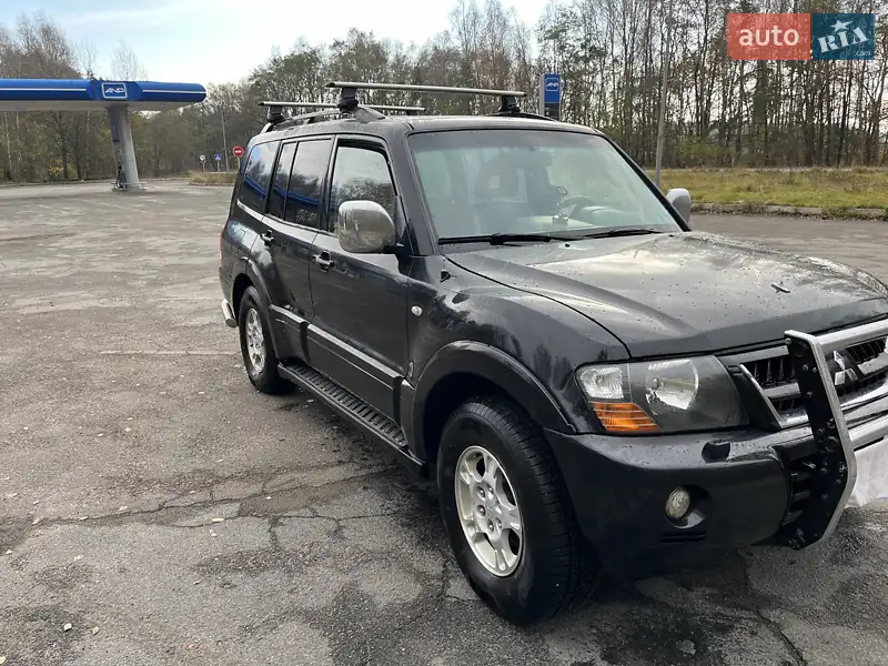 2006 mitsubishi pajero