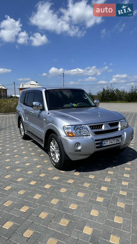 2006 mitsubishi pajero