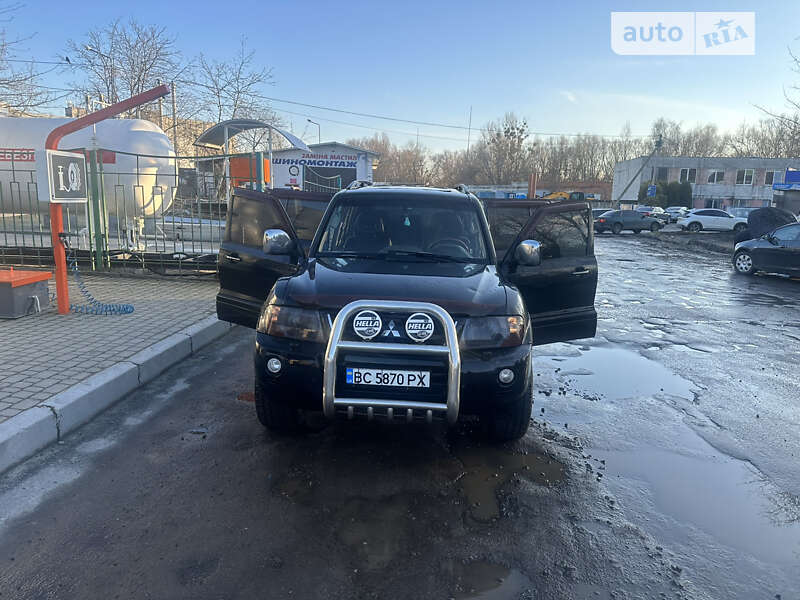 2007 mitsubishi pajero