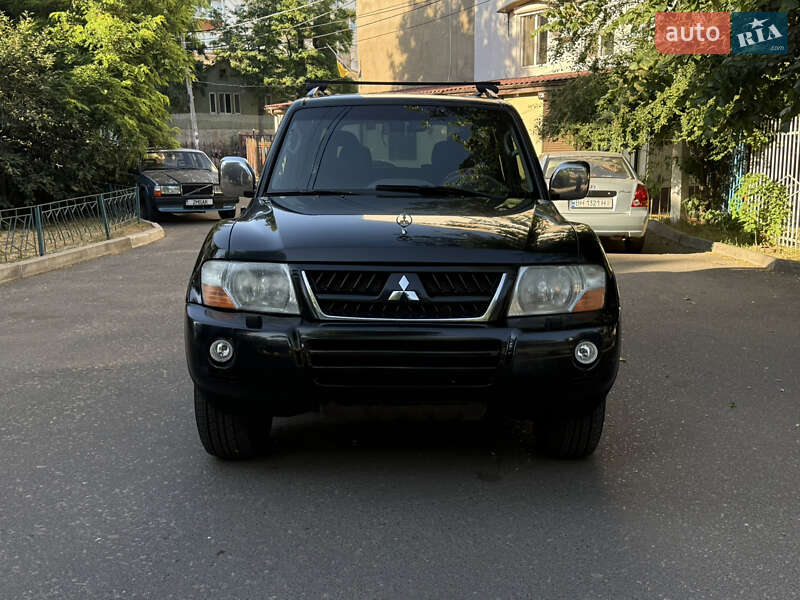 2006 mitsubishi pajero