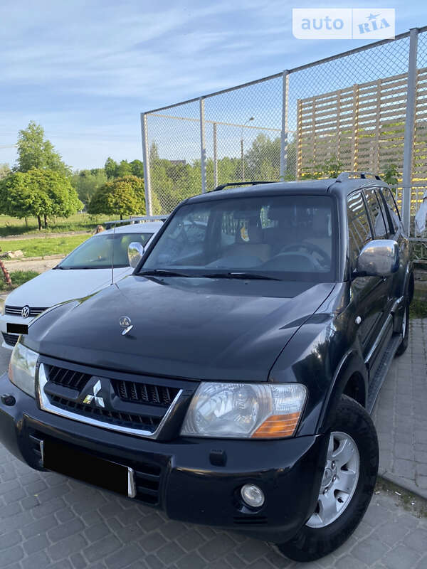 2007 mitsubishi pajero