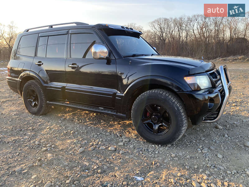 2006 mitsubishi pajero