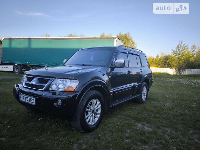 2006 mitsubishi pajero wagon