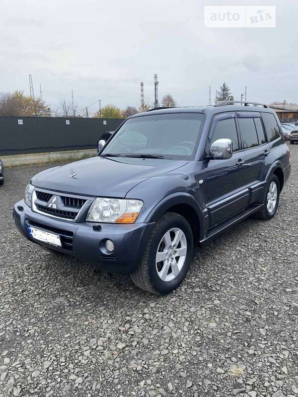 2007 mitsubishi pajero