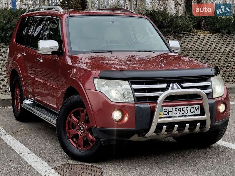 2007 mitsubishi pajero wagon