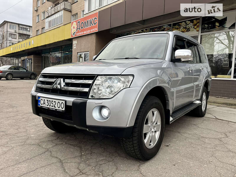 2007 mitsubishi pajero