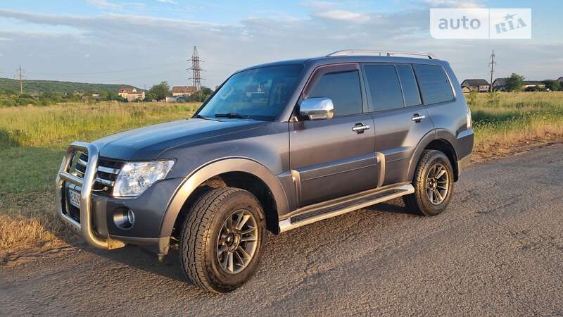 2007 mitsubishi pajero
