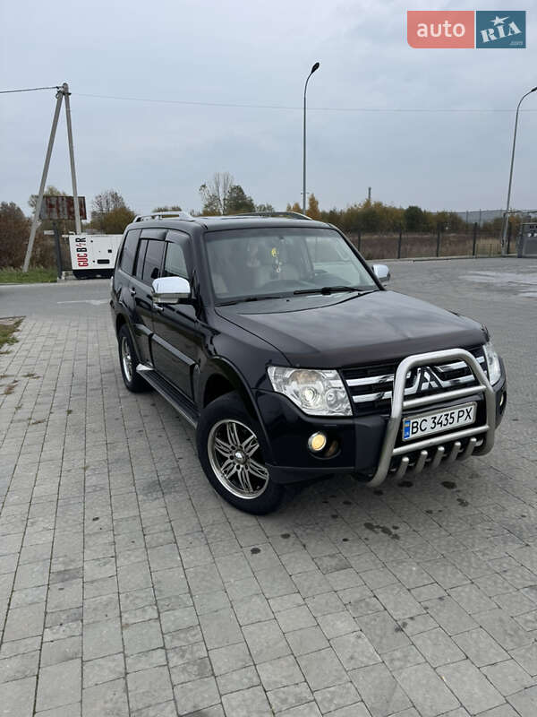 2007 mitsubishi pajero