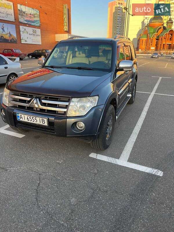 2007 mitsubishi pajero