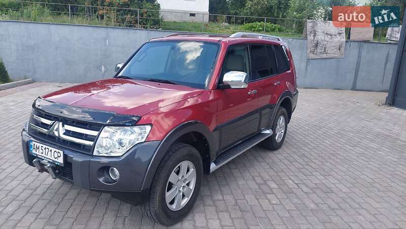 2007 mitsubishi pajero