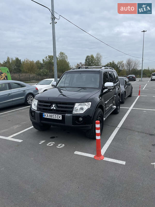 2007 mitsubishi pajero