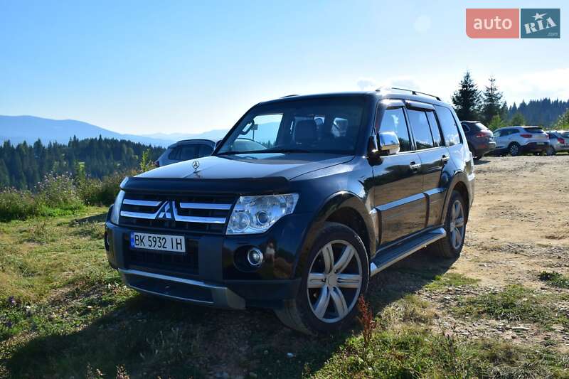 2007 mitsubishi pajero
