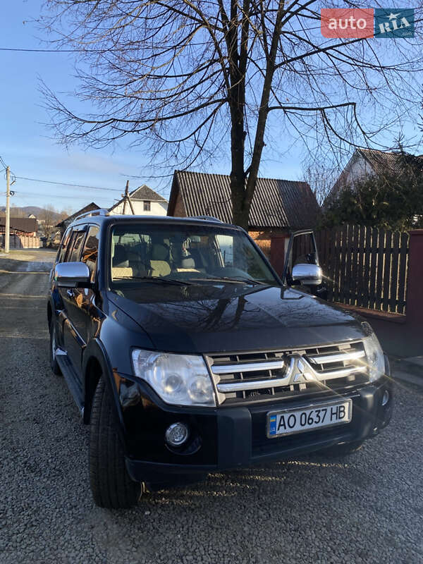 2007 mitsubishi pajero