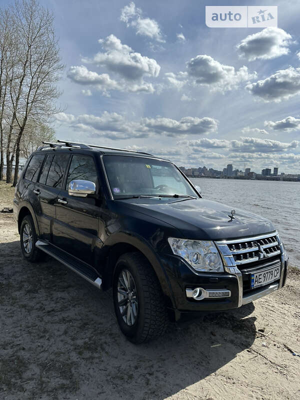 2007 mitsubishi pajero