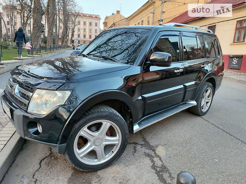 2007 mitsubishi pajero