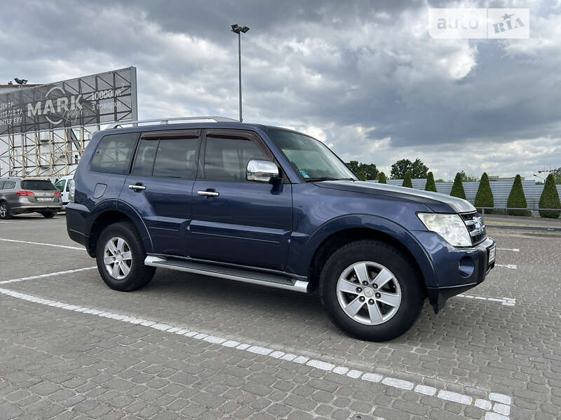 2007 mitsubishi pajero
