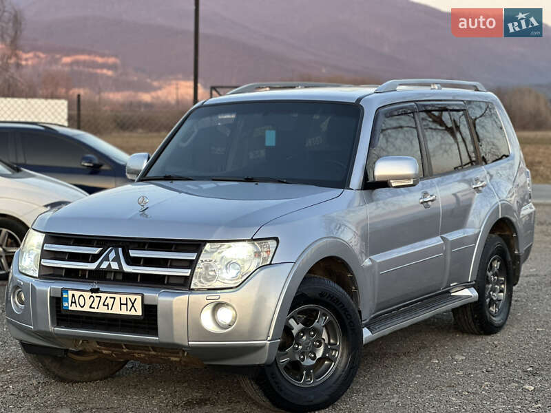 2007 mitsubishi pajero