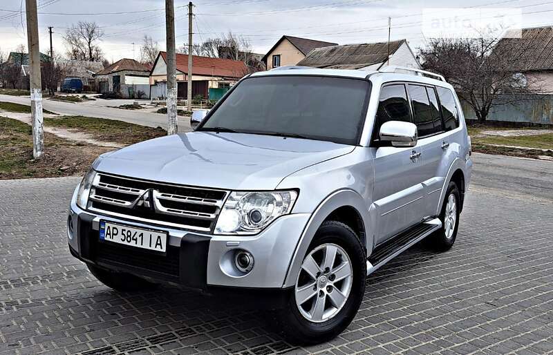 2007 mitsubishi pajero